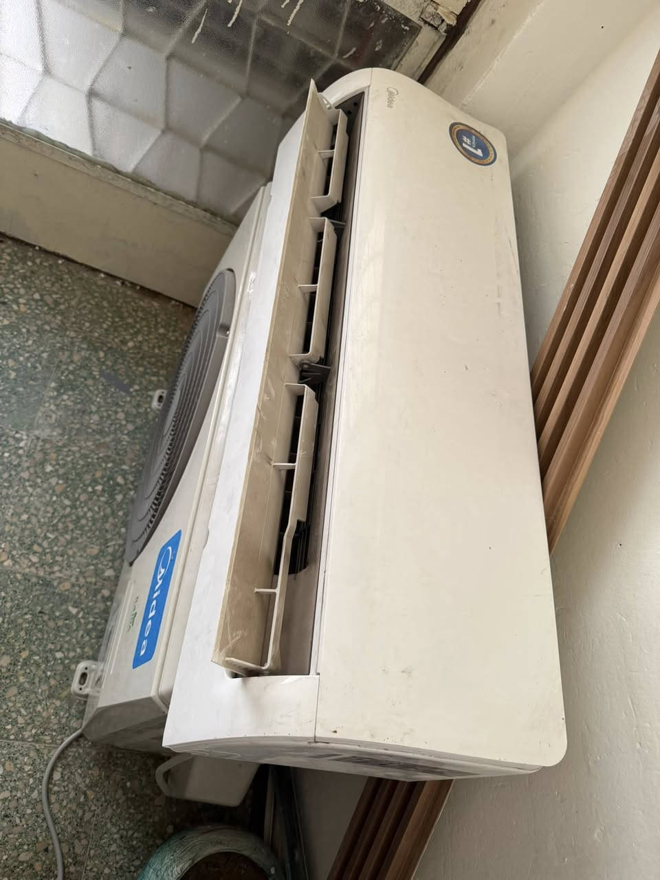 للبيع جداري ستيل/ عجانه/ سبلت طن ونص/ راوتر / نانو/ دي في ار/ ونواعم التواصل خاص


**إذا كنت صاحب هذا الإعلان وتريد حذفه لأي سبب، رجاءا أرسل رسالة إلى الدعم الفني**