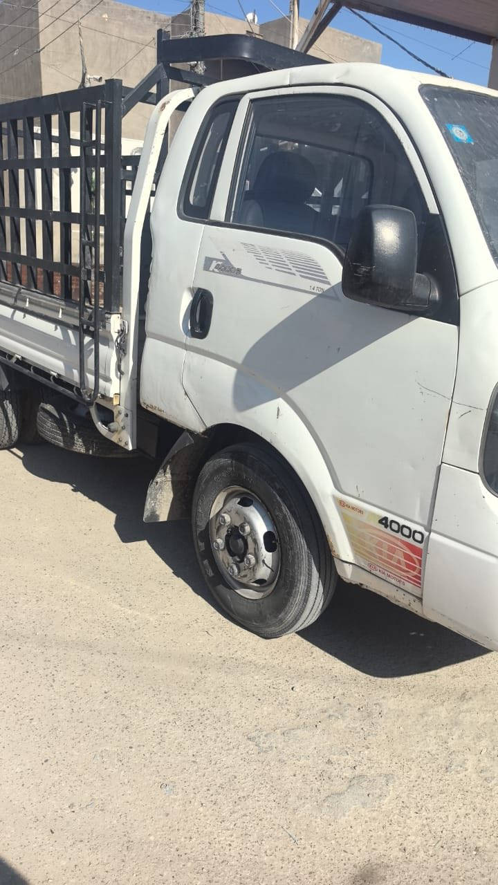 السلام عليكم
للبيع كيا فحل موديل 2017

محرك 4000 كير محرك حدادية مكفوله 

بأسمي تحويل ثاني يوم مكاني واسط 
السعر 110 وبيها مجال 

0773 204 7882‬
