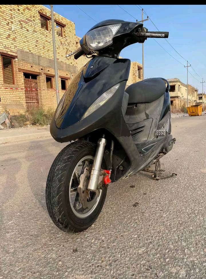 سلام عليكم دراجه ماكس عدله نضيفه بوشه 55كفاله اوراق كامله الولد الله شاهد مستعجل عليهه السعر 550و بيهه مجال رقم واتساب ***********
