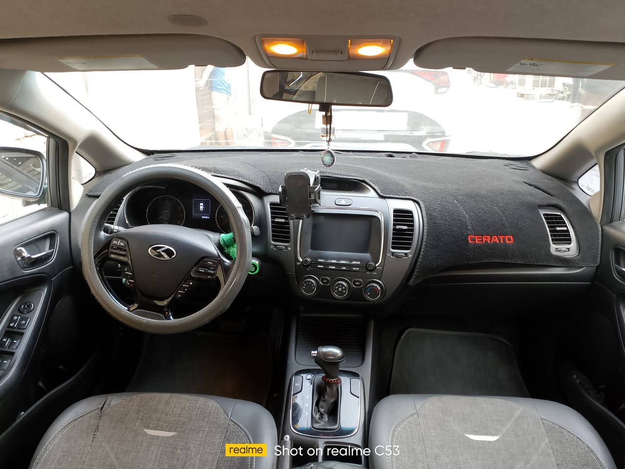 مرخصة صاحب الكروب 
السلام عليكم
سياره فورتي
 خصوصي نظيفه
موديل 18
رقم بغداد انكليزي
باسمي السياره
السنويه تنتهي/ ب2030
غرامه عليها400000الف فقط
وارد أمريكي
محرك دوش/2000
تبريد شغال
ويل كب
تحكم استيرن 
منظومة غاز بيها

(#التفاصيل) 
موجوده بالسونر 
مع الصور اقراءه زين
السعى128$
بيها مجال للشراي
السكن /بغداد 
هـ/***********
