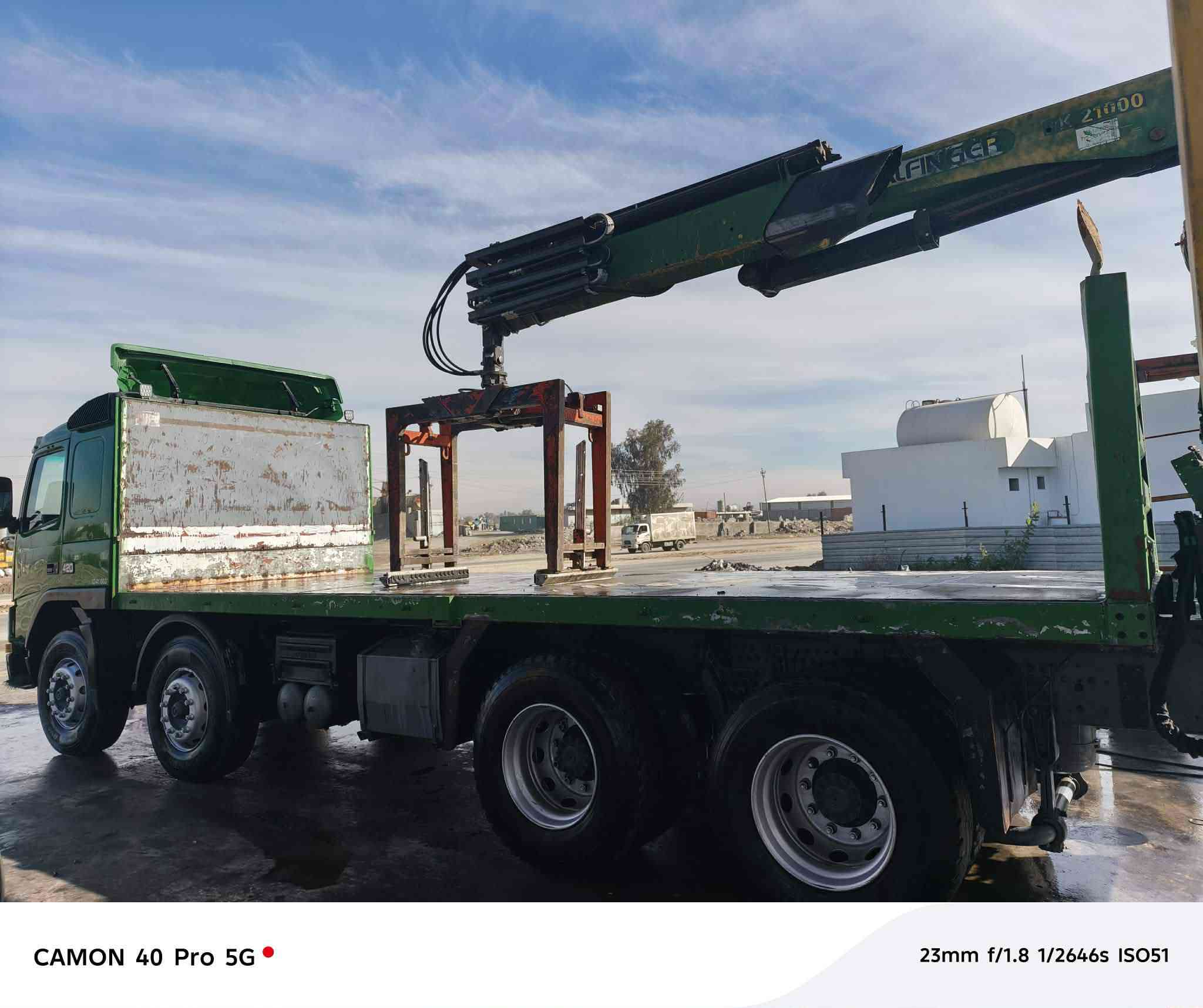 سياره و كرين للبيع اقرب مجمو عه سيارة بشرت سعر5دفاتر***********/////////////***********
