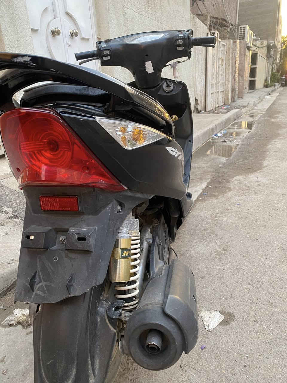 سلام عليكم 
دراجه ثعلب للبيع شوفت عينكم النظافة الدراجه كلشي شغال بيه كهربائيات اشاير عداد بل كامل شغال دبلات كله شغاله 
فقط بية خيط تبخير الدراجه شغال نكره سلف 
السعر 450 قفل مكاني كاظمية 
رقمي ***********
