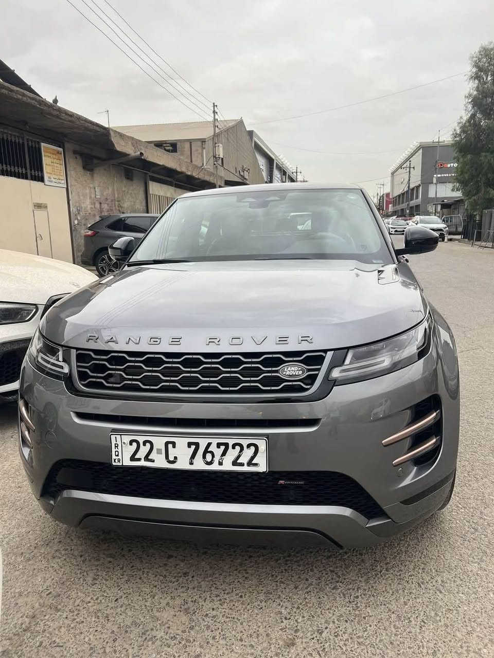 📅 مۆدێل: 2022
✅ سفر وەکالەی سەردار
🚗 تەنها 70,000 کیلۆمەتر ڕۆیشتووە
🛠️ تەواوی سێرڤسەکان بۆ ماوەی 5 ساڵ لە شەریکە کراون
✅ سەیارەکە پاکە و بێ هیچ کێشەیەکە
🚫 هیچ شوخت و ڕووداوێکی نییە
🌅 سەقفی پانۆراما
⭐ فول مواسەفات
📄 هەموو بەڵگەنامەکان ئامادەن
نرخ: 360 وەرەق (مەجالی کەم هەیە بۆ قسەکردن).

للبيع | رينج روفر إيفوك 2022
موديل 2022
وكالة سردار (صفر وكالة)
الممشى: 70,000 كم فقط
جميع الصيانات منتظمة لمدة 5 سنوات في الشركة
السيارة نظيفة جداً وخالية من أي مشاكل
بدون حوادث أو صبغ
سقف بانوراما
فل كامل (Full Option)
جميع الأوراق جاهزة
السعر: 360 ورقة، ويوجد مجال بسيط للتفاوض

***********
