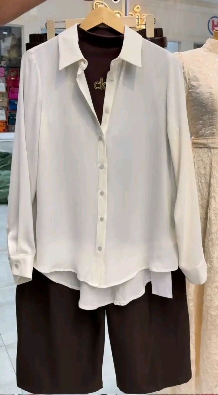 هاينك اصبع وبدون اصبع موجود
عنوان محل ازياء ترتيل ستور للألبسه النسائية شارع الهوى فرع الجم النسائي مجاور صالون نرجس 
https://www.facebook.com/share/1C3548Ju92/ حساب الفيس
حساب الانستا https://www.instagram.com/ta__tt2333?igsh=MWl6c2VveDJobzFqOA==


**إذا كنت صاحب هذا الإعلان وتريد حذفه لأي سبب، رجاءا أرسل رسالة إلى الدعم الفني**