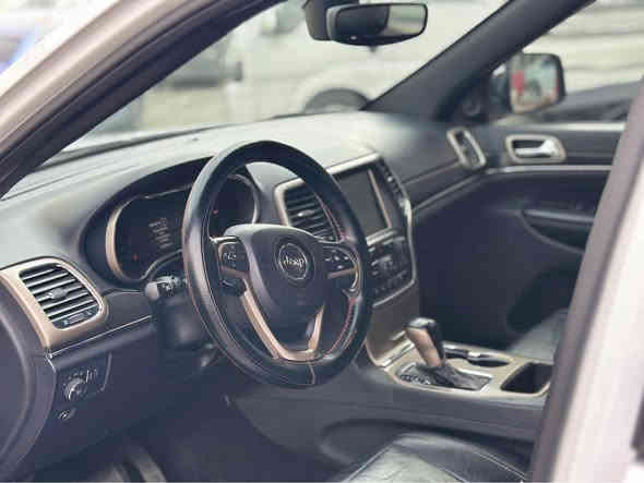 سلام عليكم اخوان 

JEEP GRAND CHEROKEE 2017
٦ سلندر  LEMETID

مواصفات :
سقف فتحه سلايد
كشنات جلد
كشنات تدفئه
كشن خزن
شاشة كبير
رادار خلفي
كاميرا
تحديد سرعة
تحكمات ستيرن
تبريد مركزي
بعد مواصفات هيه معروف ليميتد

ملاحضة:
السيارة بيها ٣ قطع صبغ 
جاملغ امامي سايق ، باب سايق ، باب خلفي
بشرت انتيك سياره بدون دواخل بدون ايرباك كل سليم
مكان اربيل

سعر ماله ٢٣،٠٠٠$
رقم تلفون : ***********
                   *********** ء أربيل
