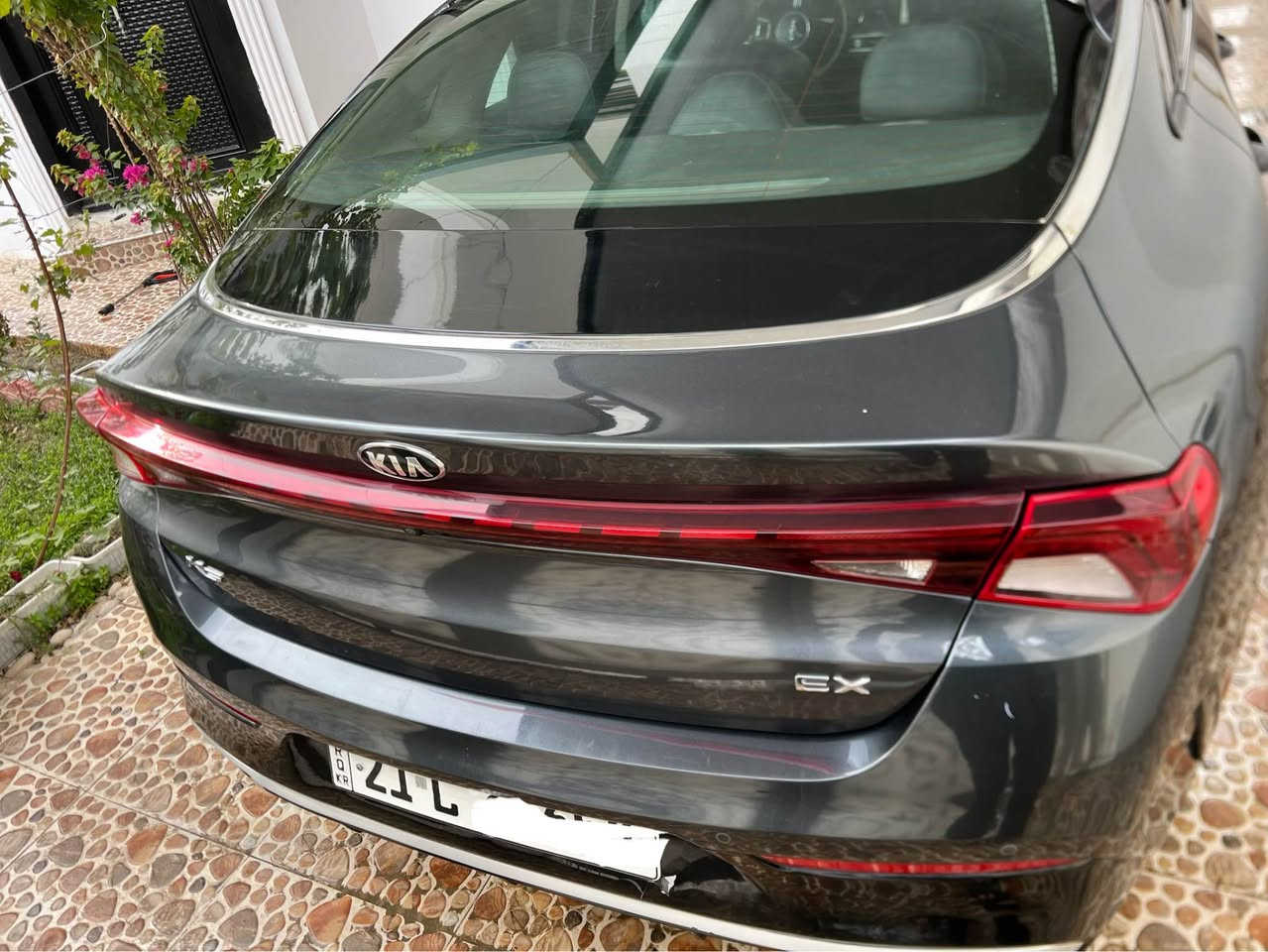 KIA K5 موديل 2021 وارد امريكي حادث بنيد فقط بدون دواخل رقم سليمانيه سنويه جديده فئة EX فول مواصفات 
بانوراما 
بصمه تشغيل 
رادار 
حساسات 
قيادة ذاتيه 
اوتو هولد 
تدفئة تبريد كشنات 
تحكم مناخ منفصل 
مكينه 1600 توربو 
سعر 184$ 
مكان ديالى - خانقين + بغداد - كرخ 
للبيع او مراوس خناقين, ديالى


**إذا كنت صاحب هذا الإعلان وتريد حذفه لأي سبب، رجاءا أرسل رسالة إلى الدعم الفني**