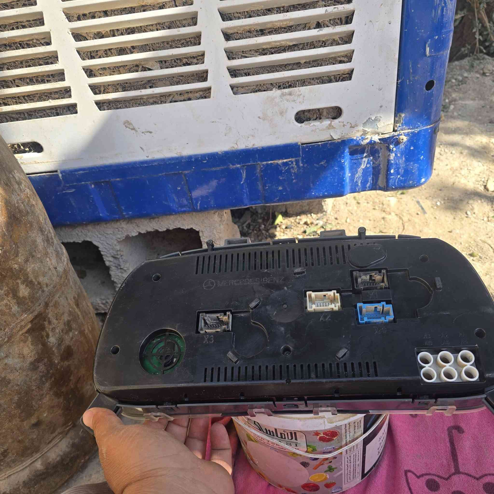 السلام عليكم ورحمة الله وبركاتة؟  دشبول  اتيكو دمعه 2010 حورت كير اوتماتيك وبقه عندي  البيع  الهاتف ***********واسط الكوت
