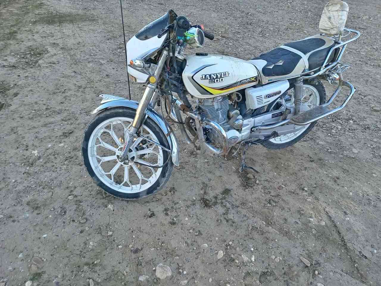 جني ابو الكله خمسه كير 2024 مامفتوح شرط لاصرف ولابخار كله شغال شغال مابي اي نقص شرط نكره سلف منفيس موجود السعر 600 وبي مجال ويرهم مراوس ب أربعه كير حسب القناعه الخاص مفتوح *********** بي واتساب / العنوان ناحيه الزاب صباغيه
