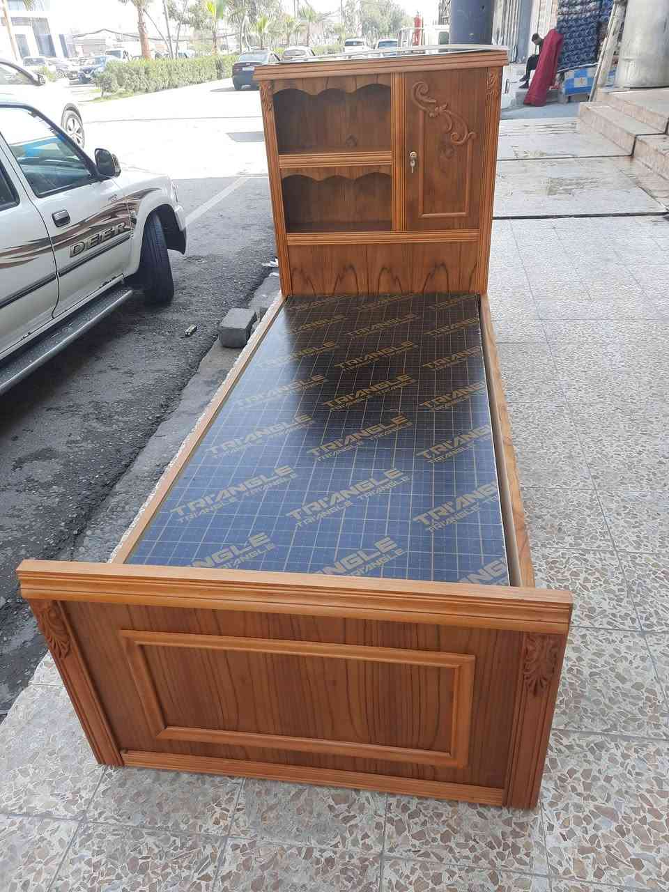 للبيع ⭕️⭕️⭕️⭕️
سرير نفر نقش زان شغل ثقيل ( جديد )
العنوان. السكر. مقابل سانكو مول /ومحطة كهرباء السكر
للإستفسار اتصل📞📞 
***********
***********
معرض أثاث ( بشار ابو غسق )
🟢مستعدون لشراء غرف النوم والكناتير الصاج🟢
