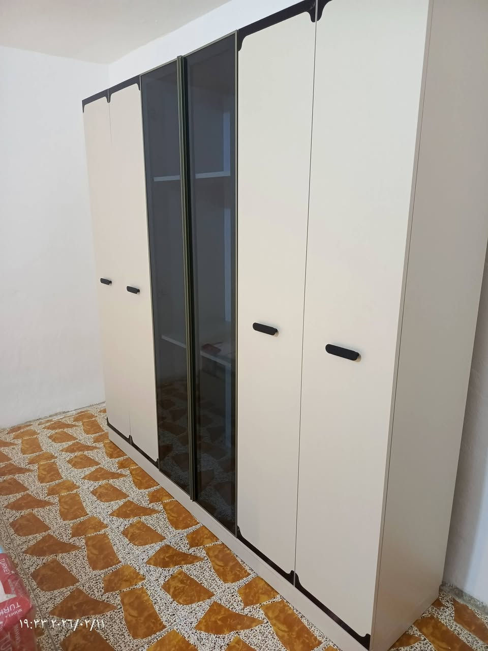 غرفه فيروزة جديد 5قطع
الكنتور 220سم
ميز تواليت
اناره داخل الكنتور
اناره بل جربايه
جربايه مخزن
جديده مو مستعمله
التواصل خاص او واتساب ***********
السعر 550 قفل
