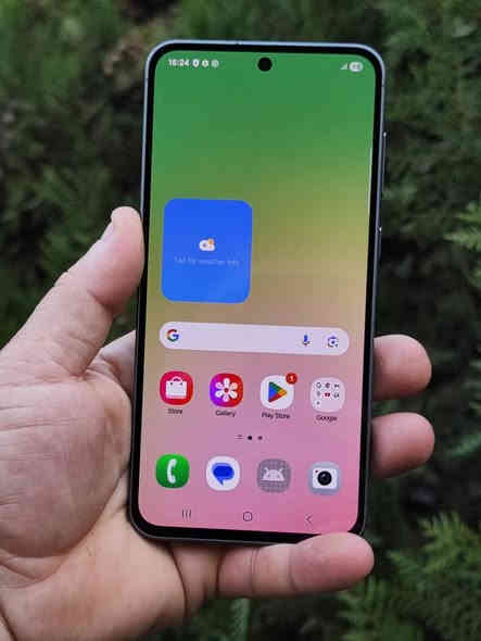 Smasung A56 5g
ڕام 12
زاکیرە 256
بێ ئەشیا و لۆک لۆک 
نرخی. 410. هەزار
*********** السليمانية
