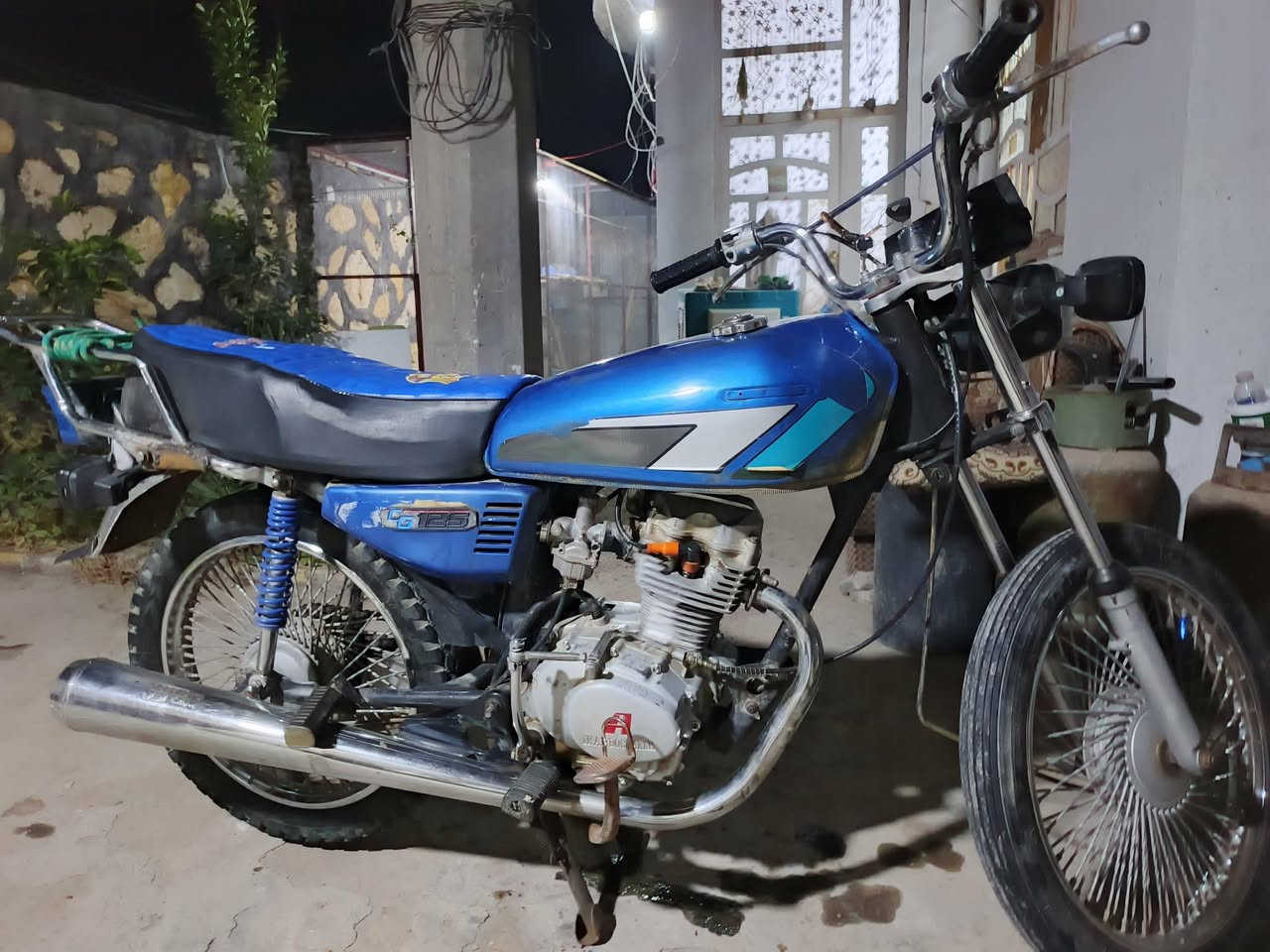 على بركة الله متوفر للبيع بدون كسران بالحلال
دراجه نامه موديل 19
مكينه القديم حرف A
شرط شلعه ومعدل وصوت يخبل
كهربائيات كللها كامله

اوراقها مفقودة مكفوله عن السرقه
بيها رقم شاصي وبليته

دراجه مال جناي وتخبل ولله 

سعرها 425 وبيها مجال حك الجيه
مكاني بابل ***********
