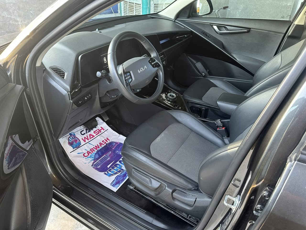 السلام عليكم كيا نيرو موديل 2024جاهزة من كلشي تحويل مباشر السعر 175بيهة مجال السيارة بانزين +شحن وهايبرد ***********
