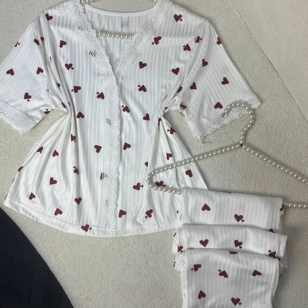 تراك صيفي قطني حيل بارد و ناعم 🩷🩷
السعر 15 الف
القياسات S.M.L.XL.XXL 

يتوفر تغليف هدايا 🎁 
يتوفر دفع عند الاستلام  و ايضا زين كاش - ماستر

يرجى فحص البضاعه قبل الاستلام من المندوب.
توصيل بغداد 5 الاف
توصيل محافظات 6 الاف
#hellokitty #kitty #kuromi #mymelody #iraq


**إذا كنت صاحب هذا الإعلان وتريد حذفه لأي سبب، رجاءا أرسل رسالة إلى الدعم الفني**