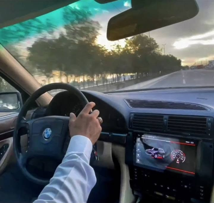 بسعر مناسب مال تعمير  كاسحه 740 نصبتها كلش حلوه ماعندي وقت اعمرها بالعافيه ع ياخذها 
حداديه امامي خلفي  100٪100
تخم تاير جديد نضافه 100٪100 حجم 19 
غرفتها لون چكليتي نضافه 75٪
بور ستيرن  100٪100
كهربائيات كلها شغاله 100٪100
شاشه اندرويد 
مكينه تشتغل تك لان سياره متروكه 
تبريد فجأة طفى ما اعرف السبب وتحتاج صبغ
اخي  اكفلك فقط تحويل تجي تكلب وتقتنع
مكاني بابل محاويل  *********** 
سياره رقم انبار سنويه ضاعت بيها كتاب فقدان ومكمل هزه وكل شي كبل تحول ماعليها غرامات  الشراي يتفضل خاص بسعر مناسب ٤٠ قفل من الاخير بدون عمله وبالخدمه
