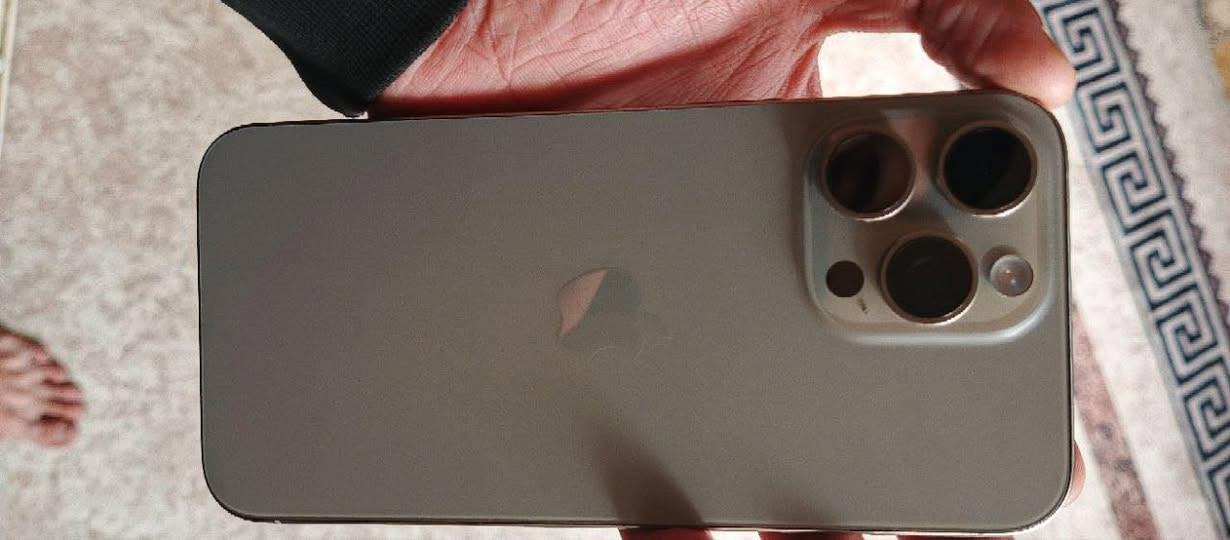 15 برو ماكس تيتانيوم شرق اوسط 256
للبيع او مراوس تكسر بالسعر البسك 

بطاريه ١٠٠ بلادي لا مبدله ولا معلايه تفحص وين متريد

مكاني بغداد حي النصر 

*********** واتساب او اتصال
