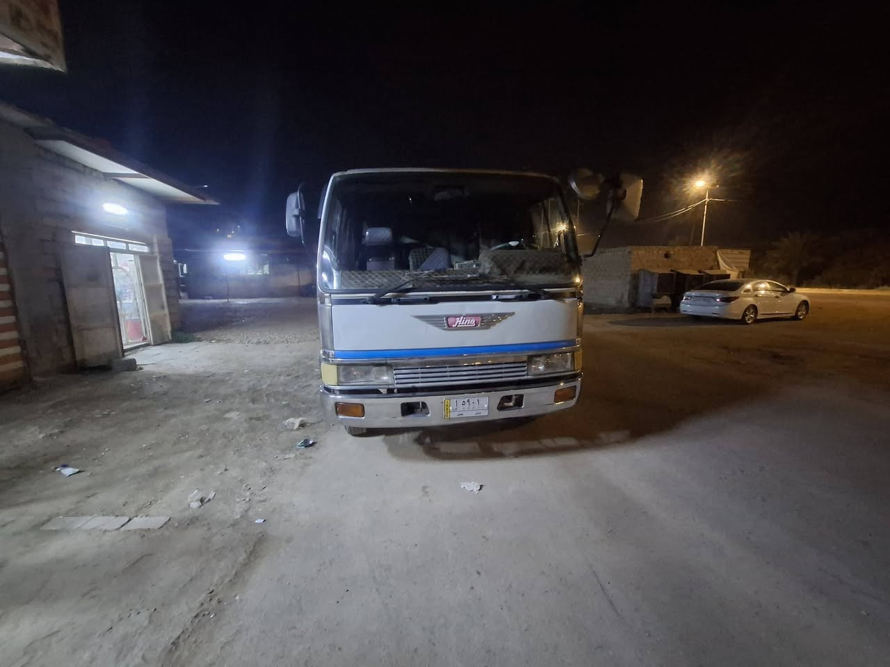 السلام عليكم هينو طيره قلاب بلاد سياره بلاديه مكفوله كفاله عامه السعر 180 بيه مجال بصيط الاستفسار للاتصال***********
