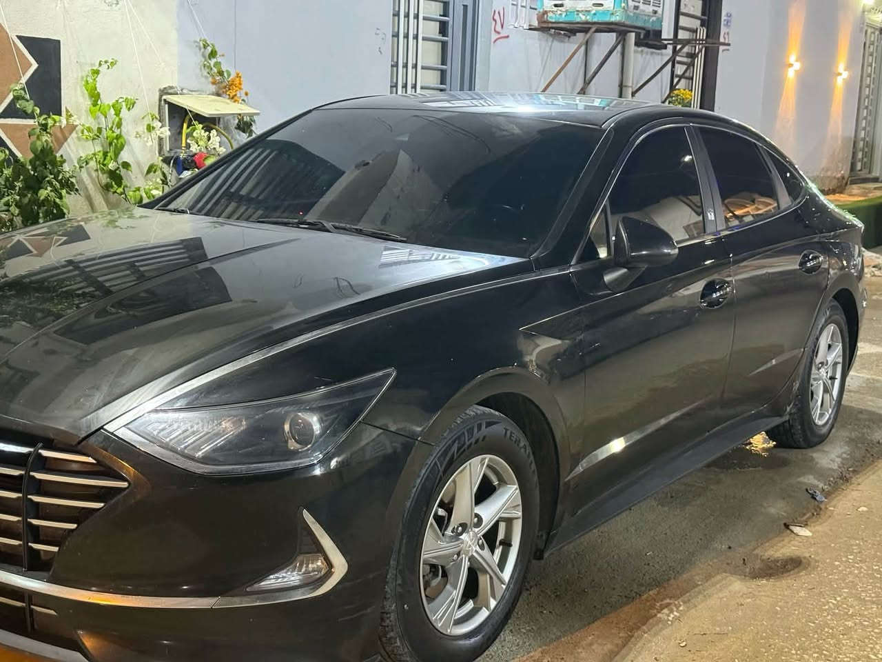 سوناتا 2022 للبيع
خط واحد غاز وارد كوري
السياره بيها ضربه مثل ما وضح بالصوره و
بيها بس رصعات وخدوش بسيطة
مثل ما موضح بالسونار
السيارة نضيفه وماناقصها اي شي 
رقم بغداد مميز بسمي
بصمة تشغيل وبصمة ابواب
مكينه 4 سلندر 2000
 دخول ذكي
تشغيل عن بعد
رادار أمامي 
حساس خلفي
اوتو هولد
مري شفط + اشارة 
هاند بريك دكمة
قياده ذاتيه وتحديد مسار وكروس سرعة
شفتات ستيرن + تحكم كامل  
قطعتين تبريد 
كشنات جلد(كشن السائق كهربائي)
كشنات امامية تدفئة
صندوق ذكي 
السعر 150 وبيها مجال
مكان السيارة النجف 
للتواصل ***********
