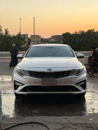 كيا اوبتيما خليجي موديل ٢٠٢٠ رقم بغداد ماشيه ١٢٥ كفاله عامه ما عدا الد...