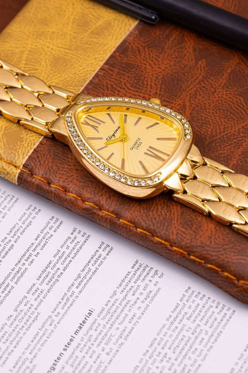 -بلغري نسائي😍

-وزن الساعه: 59 غرام👌

-قطر الساعه: 22.5 ملم🤝

-نوع السير : حديد🫡

-ضد الماء 💦

- سعر القطعة 15 الف والتوصيل مجاني 🚚

-ضمان الفحص أمام المندوب 💯

للحجز واتساب *********** 📞
