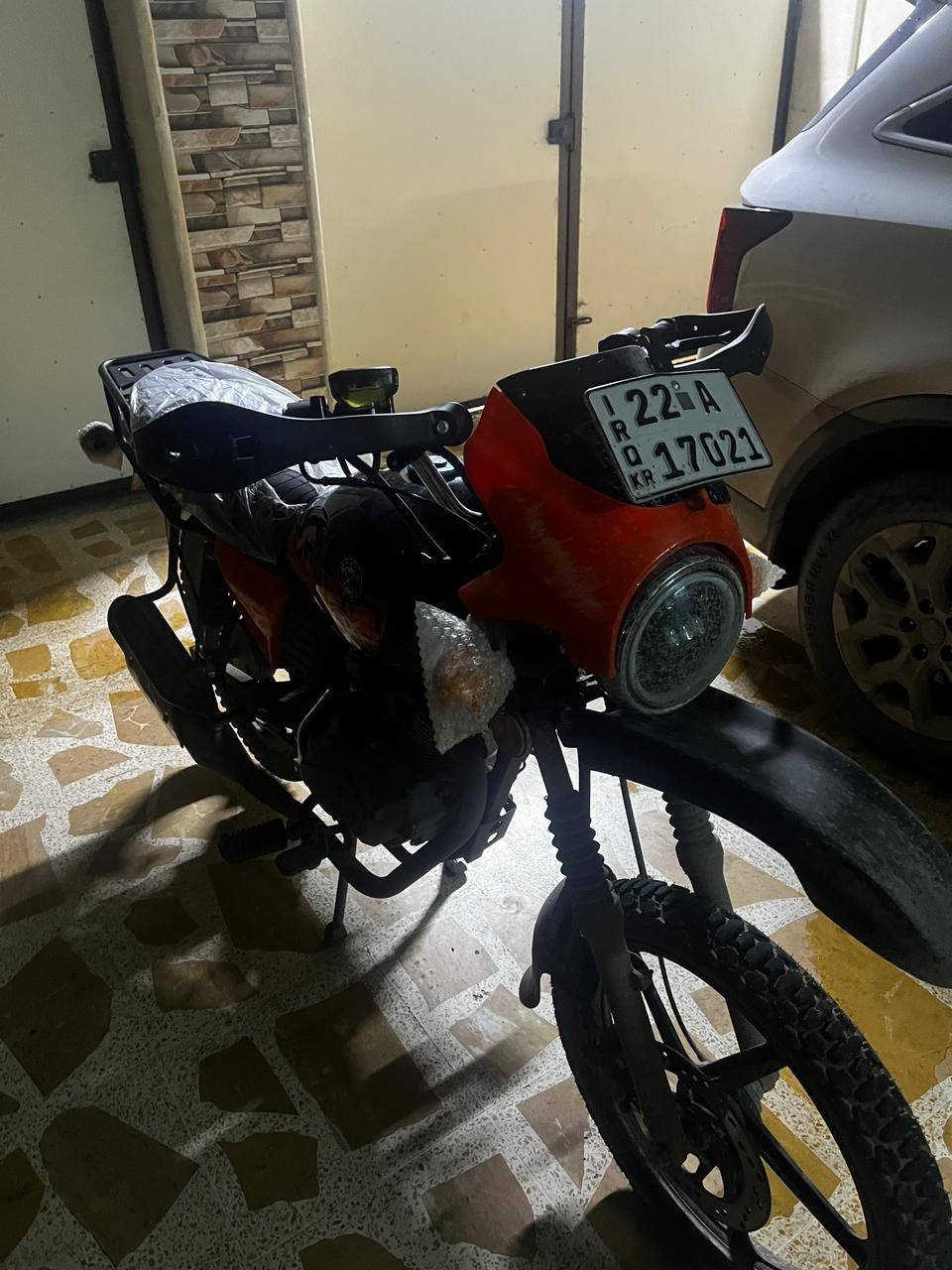 للبيع.. ⭕⭕⭕⭕
دايوان جبلي موديل 25 دراجه جديده مستعمله سبوعين بس  منفيس موجود ماشيه 900 كيلو فقط (مرقمه رقم وسنويه انكليزي) توازيت علا فلوسها شتريتها بمليونين و600 واريد ابيعها بليونين و400 وبيها مجال حك جيتك ⭕⭕الرقم: *********** موجود بكل وقت
