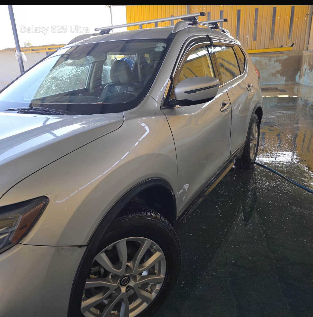 نيسان روج مواصفات Sv موديل 2020 
 
السياره بيها قطعتين صبغ  بدون شاصي برشوت ممفتوح على وضع الشركه بدون مصرف رقم جديد هزه جديد 
مكينه 2500 /V4
صندوق شفط 
لايتات زينون 
شاشه جبيره لمس 
رادار / تثبيت سرعه 
كشنات تدفئه 
نظام ايكو / سبورت 

السعر 168 بيها مجال بسيط 
موقع السياره دهوك / *********** دهوك, العراق
