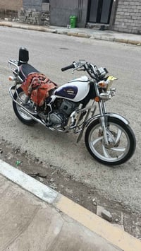 دراجه جني 2016 أوراق كامله  دراجه نضيفه مثل بالصورة  مابيها كل نقوصات ...