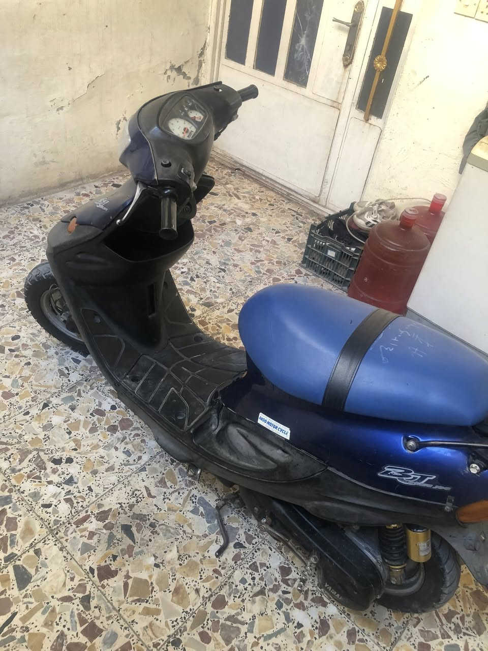 دراجه بيجي ٦٠ ياباني اصلي كفرات اصليه شغاله سلف و هندر و كهربائيات كامله قفل ستيرن قفل صندوك كامله الدراجه مكينه تخبل بيها العنون مدينه الصدر الشراي يجي خاص ***********
