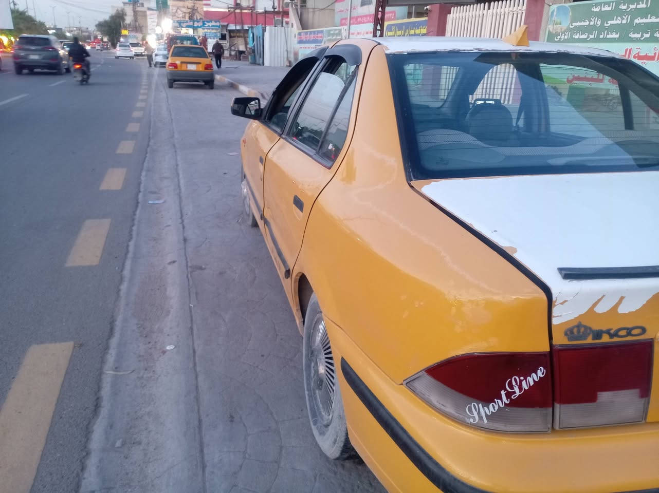 السلام عليكم
سمند مديل ٢٠١٠ للبيع العنوان  بغداد بوب الشام شارع الجزيره كير مكينه تايرات حداديه كله نظيف المكينه لا تبخير ولا تنقيص الغرفه مدوشمه جديد شاشه اكلوبات داخليه صوتيه كامره لايت زنون كهربايات كامله السياره مال شغل كبل للشارع السياره باسمي تحويل مباشر السنويه ما ساقطه
السعر ٣٧
***********
