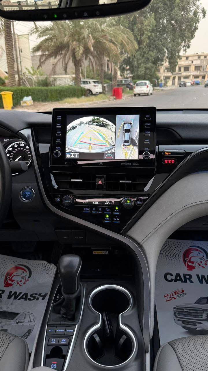 تويوتا كامري XLE Plus Hybrid 2024
فول فول مواصفات سلايد فتحة سقف 

رقم السيارة بغداد بأسمي 
حجم المحرك 2500cc هايبرد
ماشيه 13 الف ميل 

المواصفات فول 1/1
 •اللون: رمادي لؤلؤي من داخل جلد اوف وايت
 •شاشة عرض المعلومات على الزجاج الأمامي (HUD)
 •تبريد وتسخين للكراسي - دبل كراسي تحكم كهرباء 
 •4 كاميرات (رؤية 360 درجة)
 •4حساسات أمامية+4 حساسات خلفية-مساعد اصطفاف P
    • نظام صوت JBL فاخر – 9 سماعات دمام خلفي
    • فتحة سقف – بصمة – تشغيل عن بُعد
    • رادار – تنبيه مغادرة المسار – تنبيه تصادم- مثبت سرعة
    • شاشة كبيرة – نظام ملاحة – تحكم ستيرن - انارة محيطية داخلية - لايتات الامامية عدسة متحركة تتحرك مع اتجاه الستيرن -سيارة على وضع الشركة 
السيارة قطعةمن نوادر الكامري بالسوق من نظافة ومواصفات
 
حادث امريكا
• حادثه خفيف طخه بسيطة بالتاير جهة سايق صلحته بدون دواخل شرط الفحص
•⁠سيارة كله ليبل واحد
•كلين تايتل حقيقي
•مكفولة كفالة عامة من الحادث والصبغ حتى الدعاميات كفالة بدون صبغ                      
‏4T1F31AK2RU624651
 
 المكان: بغداد 
لتواصل: *********** اتصال أو واتساب
