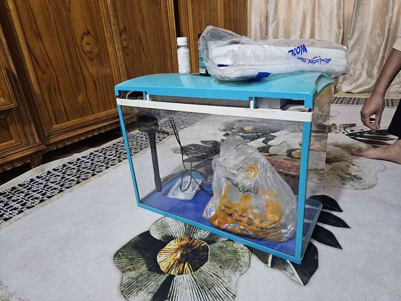 للبيع أخو الجديد إناره حجر كامل الارتفاع 45 والعراض 60 مكان بغداد الجديده الالف دار ***********
