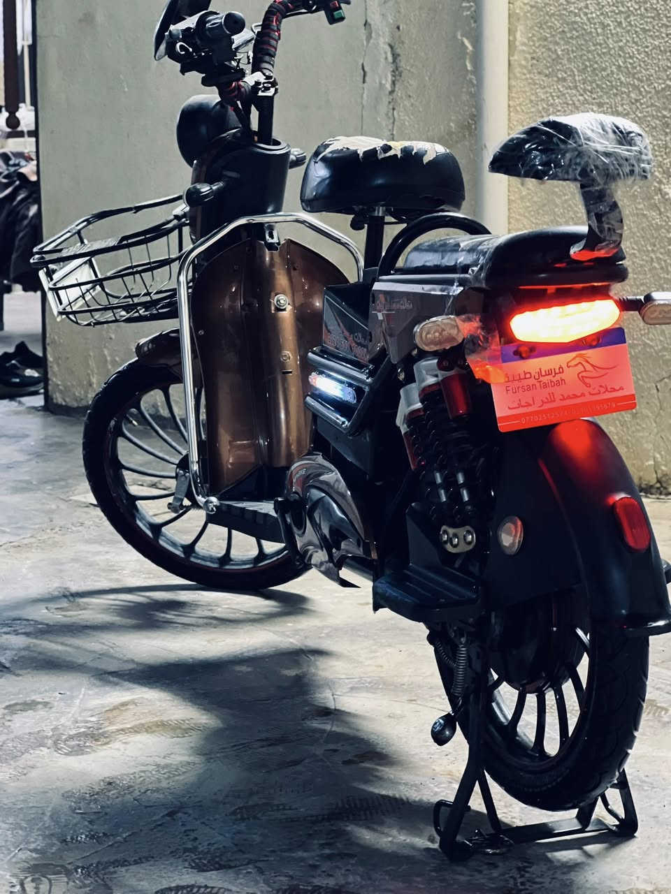 السلام عليكم دراجه شحن للبيع موديل 2023 جدا نضيف العنوان كركوك قضاء الحويجه الاستفسار الاتصال ع رقم ***********
