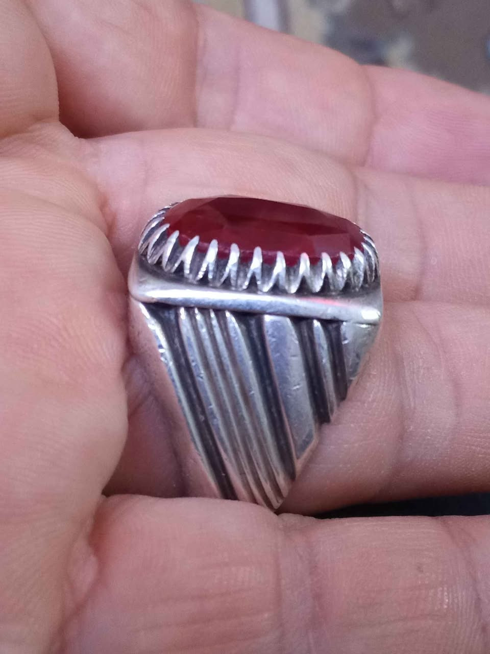 خاتم ياقوت قشميري قديم صياغه يدويه ثقيله قياس 23 سعره 100الف..مكاني بغداد دوره يوجد توصيل جميع محافظات العراق... بغداد, العراق


**إذا كنت صاحب هذا الإعلان وتريد حذفه لأي سبب، رجاءا أرسل رسالة إلى الدعم الفني**