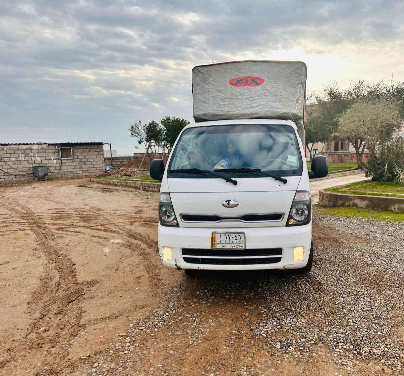 كيا فحل محرك. 4000لمفتوح. موديل.٢٠١٩ رقم صلاح الدين .
السياره.. مكفوله. من صبغ وتبديل. وبارد. قطره صبق مابيها كير محرك اكسل . مكفول 
محوره تاير خلفي. "١٤ .. محجل جادر وقمبوره كامله سياره نضيفه. وجاهزه شغل وامش... 
عنوان.صلاح الدين شرقاط الخضرانيه. 
. . 

***********‬
