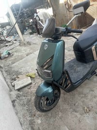 07772346276،السعر 900