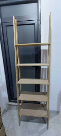 رفوف خشب • ٧ رفوف • ٢١٠×٤٠