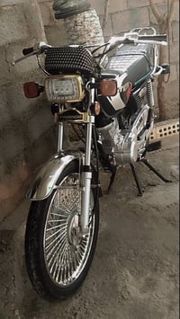 تايكر للبيع  07709774739