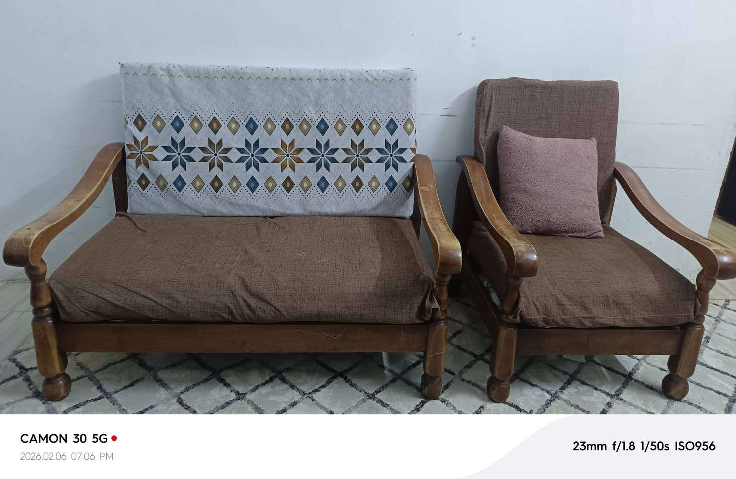 تخم زان ثكيل سعره ٢٠٠وبي مجال


**إذا كنت صاحب هذا الإعلان وتريد حذفه لأي سبب، رجاءا أرسل رسالة إلى الدعم الفني**