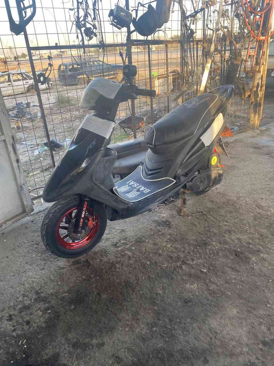 سلام عليكم ماكس عدلة رمبةختم واحد عدة بس لكفر لكدام مبدل مكينةبرغي ممفتوح بيهة شلعة معدل نكرة سلف بكل وقت عليها ويالة رياضي كلج امامي رياضي صالنصة قطرة قبق فلاوين واقية رقم سعرها ٦٥٠وبيهامجال مكاني ديالى خالص هبهب ***********
