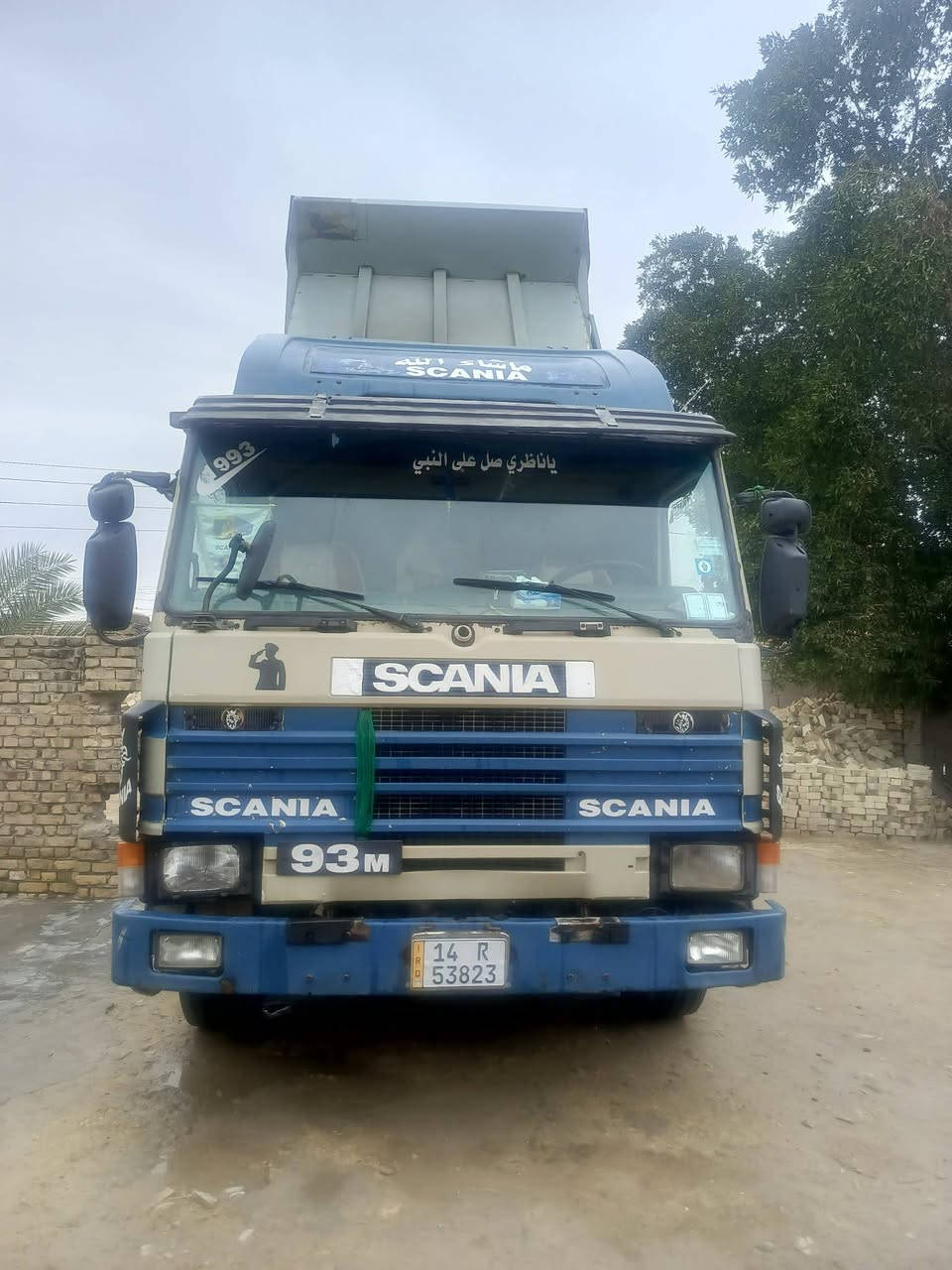 السلام عليكم أحبتي اسكانيه 113 اصل للبيع موديل ٩٣ رقم بصره انكليزي بسمي شرط المداور مشروع وطني سنويه مانافذه شاصي ١٠ كفاله مكينه دي اس قماره جديده بدي مايلر جديد كير نص دكمه أكسن بلادي ملاكم تايرات بالجيس بس زوج نص عمر مع السبير سياره جاهزه للشغل المكان العماره السعر 170وبيها مجال  للاستفسار الاتصال ***********
