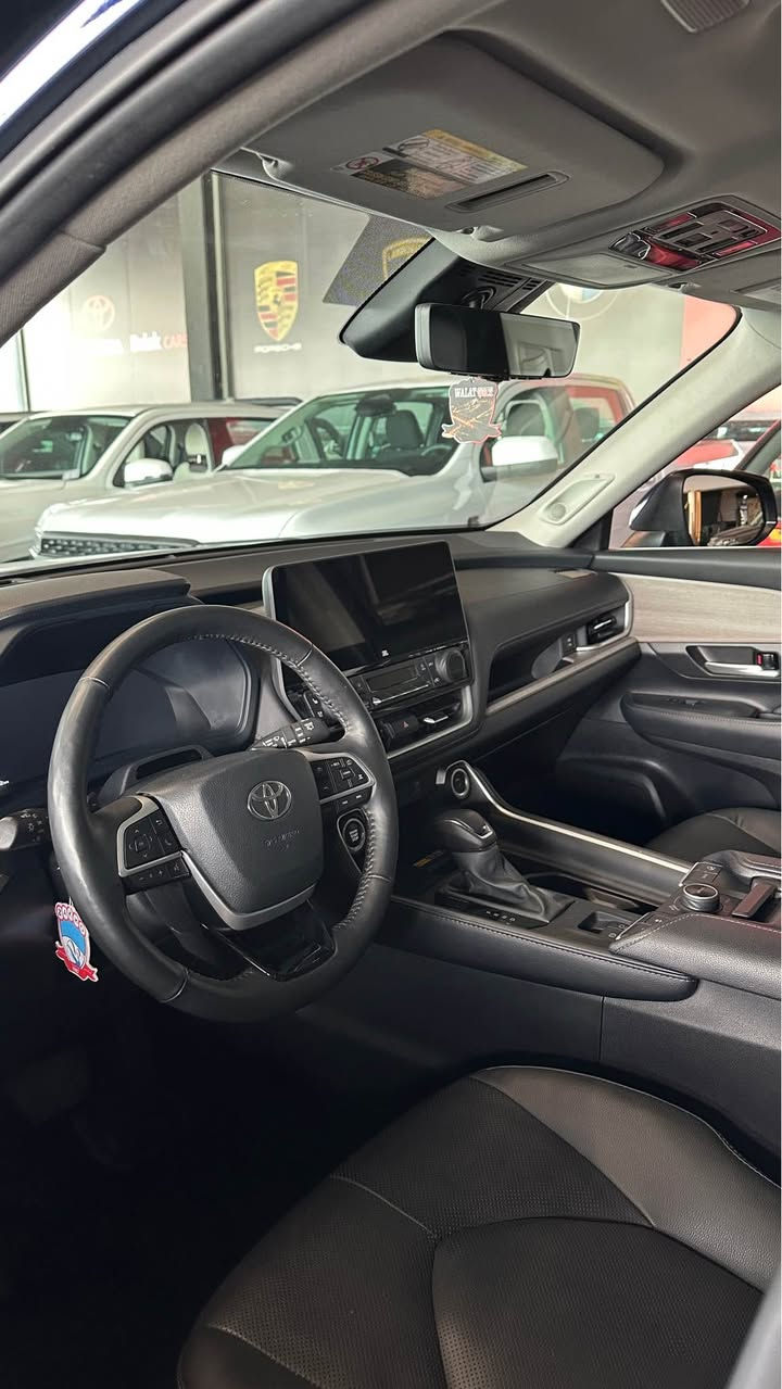 Grand  Highlander 2024 platinum 

Awd
فتحة سقف بانوراما 

سماعة JBL
‎بصمة ابواب
REMOTE START : تشغيل عن بعد
‎شاشة دشبول ديجيتال
‎شحن وايرليس
‎كاميرا جانبي
‎كاميرا خلفي
AUTO START : اوتو ستارات
AUTO STOP : اوتو ستوب
‎رادار امامي (تحديد مسار)
‎رادار جانبي (نقاط عمياء)
‎رادار خلفي (التحذير من الاصطدام)
‎حساسات 360°
‎حساسات امامي
‎حساسات جانبي
‎حساسات خلفي
‎كشنات جلد
‎كشنات كهربائي
‎كشنات دفئة
‎تحكم استيرن
‎استيرن كهرباء
‎استيرن دفئة
‎تبريد لمس
‎تبريد مركزي
‎مراء شفط كهربائي
‎صندوق شفط كهربائي
‎لايتات ليد عدسة زينون
السعر 418$ 
Duhok terminal 
*********** أربيل, العراق
