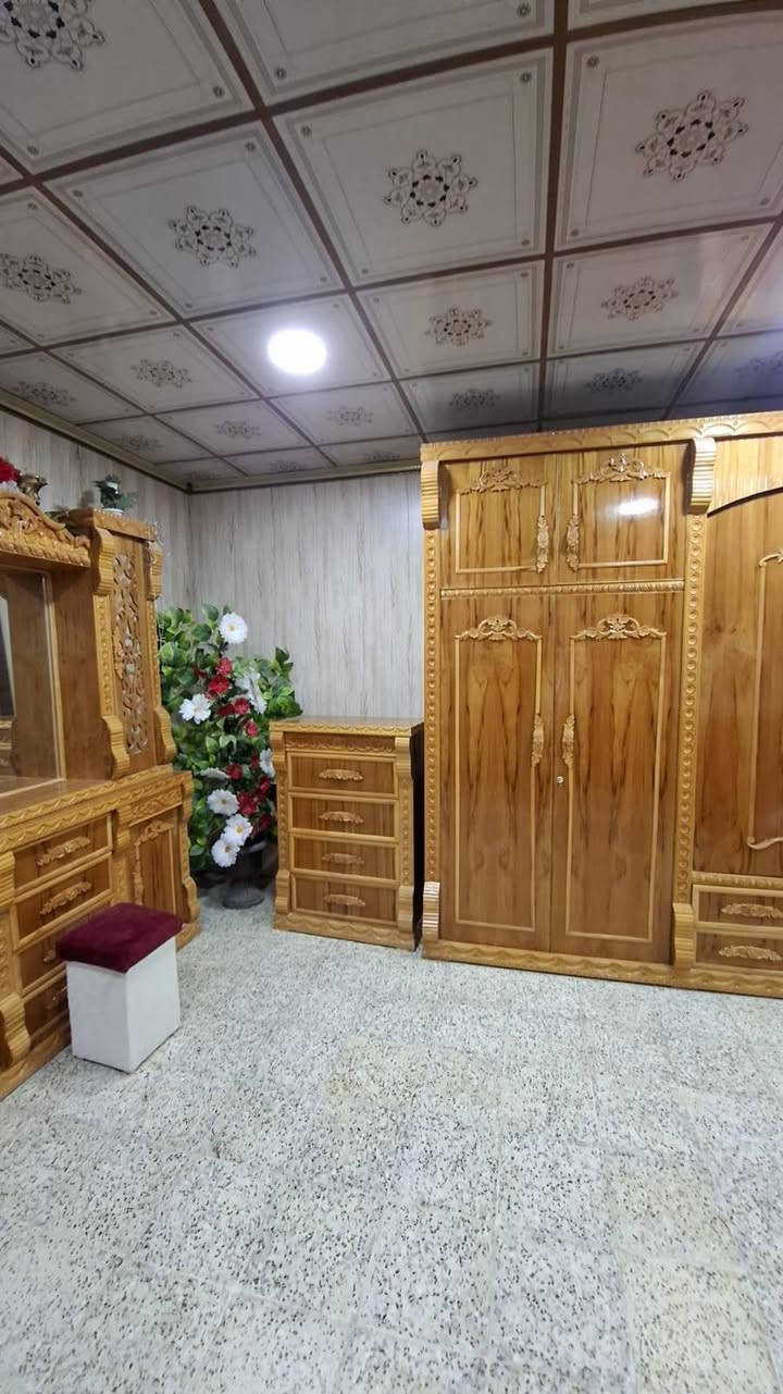 السلام عليكم
غرفة نوم جديدة استعمال سنة للبيع /المكان الحمدانية
/الرقم / ***********

