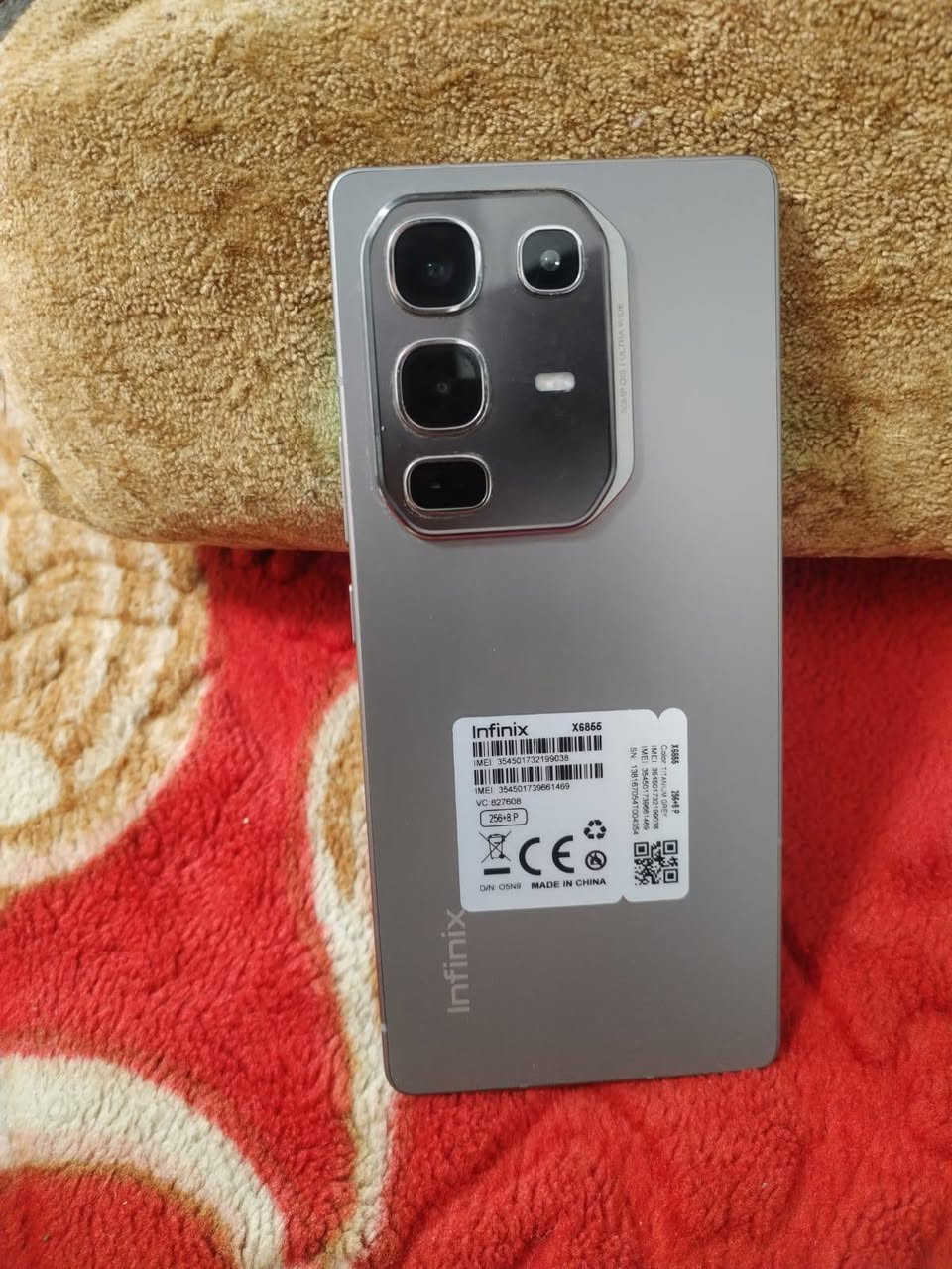 السلام عليكم #انفنكس 50برو جديد كلش مكفول من كلشي السعر 300   أو مراوس مع #ايباد أبل المكان #البصره ***********
