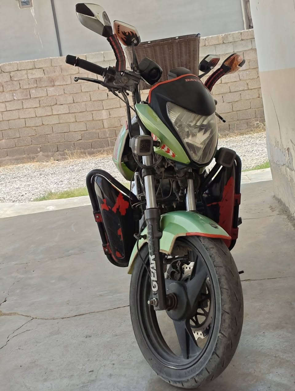 السلام عليكم يوجد موطور دايوان موديل 15 محرك شركه كهربايات شركه  كله شركه مختصر مفيد وراق اصوليه مگمرك  / الدراجه مراوس ستوته او بيع. فقط / السعر مليون  وبيه مجال / المكان الحويجه قريت شريعه/لاتجي خاص اكو رقم /  ***********
