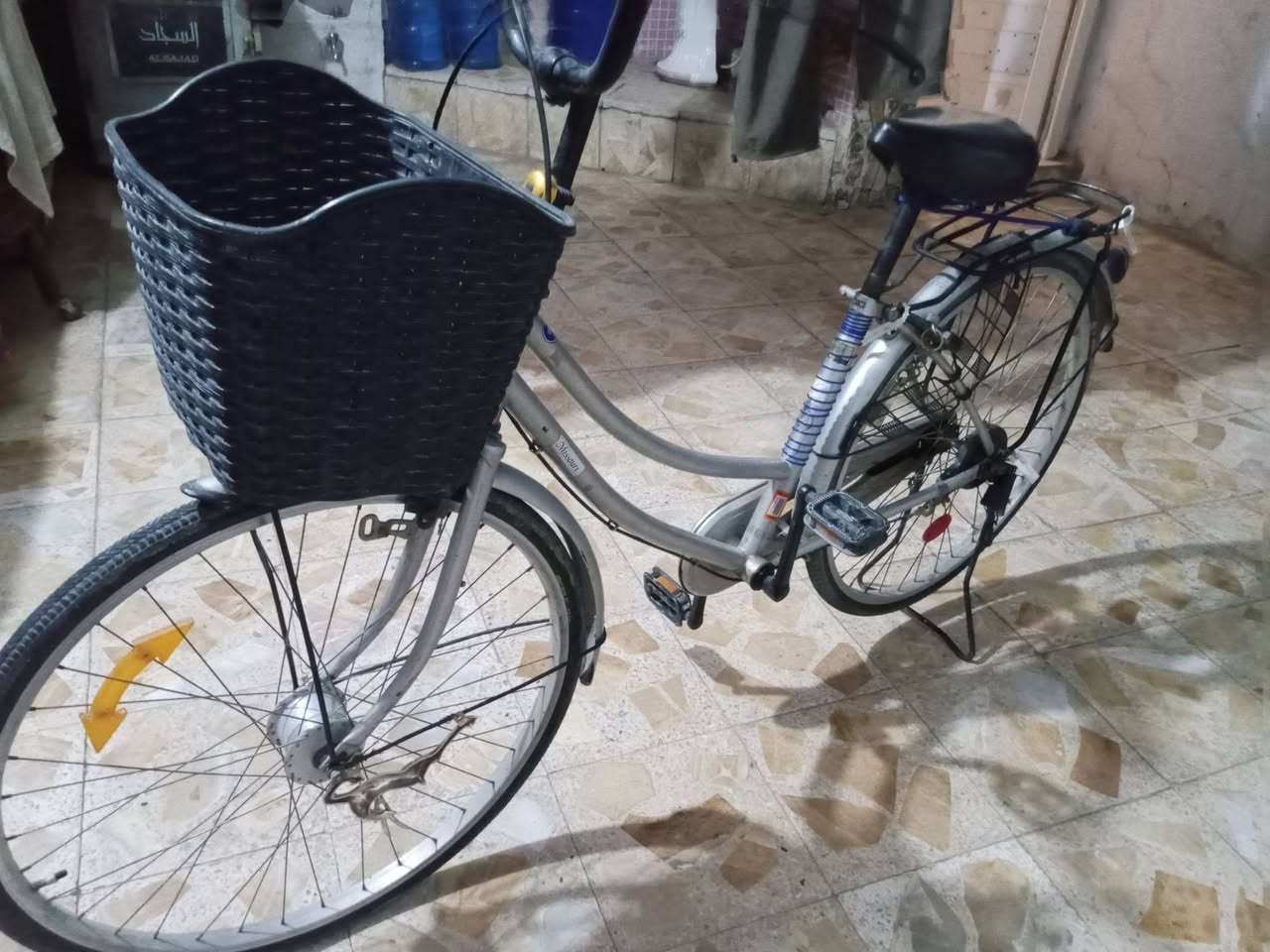 باسكل حجم 26 باله ياباني اصلي باسكل جديد كلش جوابة جدد سعر 80 الف وبي مجال مكاني ديوانية ***********
