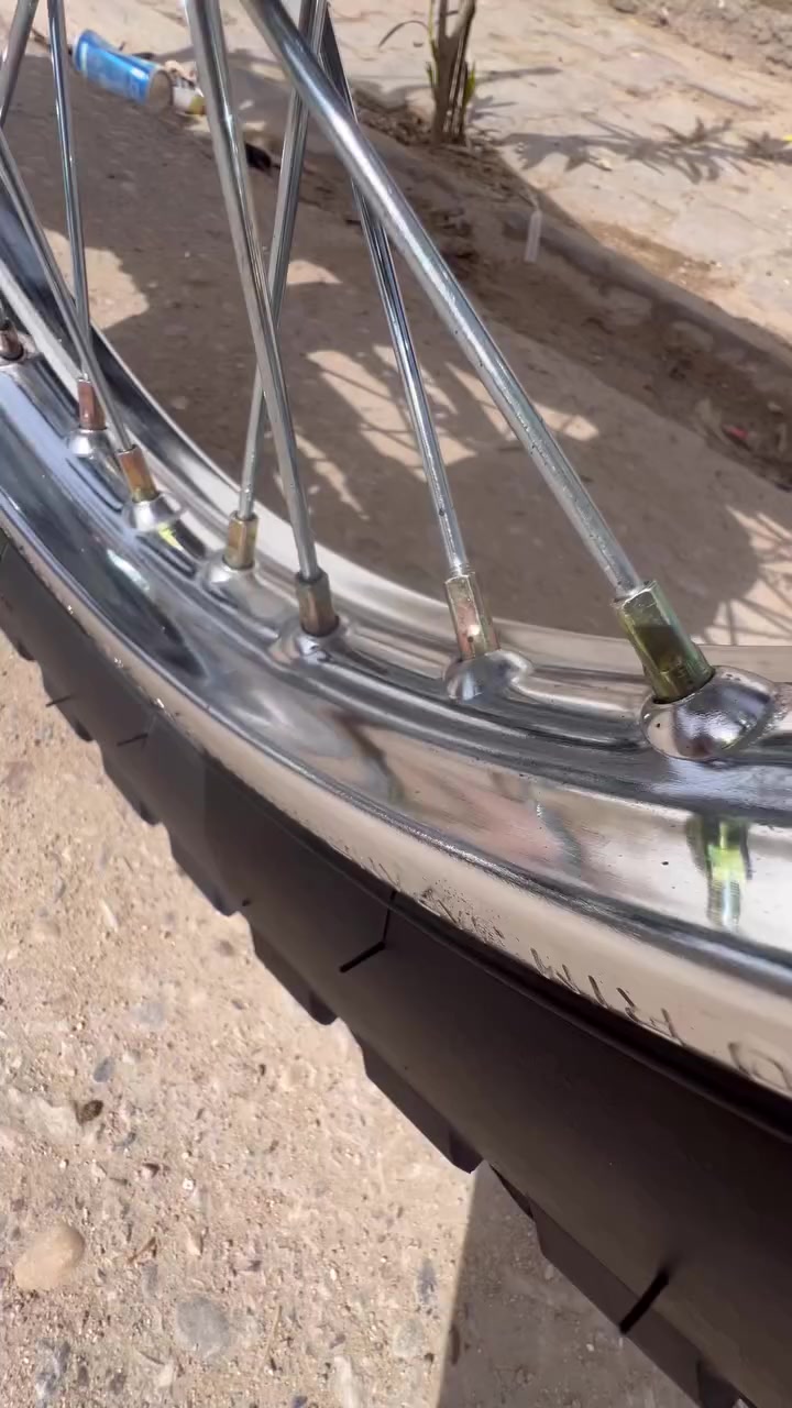 دراجه 21نامه شلامجه وكيله نوار الباشه
دراجه معاملته  مال المرور  كمله بس تصعده للهزا وتستلم سنويه ولوحات رسموم كله مدفوعه وكمله 

دراجه نضافته شوفت عينك تخم وياله وتخم تايرات جدد
معايزه شي دراجه 
مكاني دوانيه حي الجامعه 
سعره خاص مو شراي لاترسل ولاتعلق 

‏*********** 
خاص مفتوح
