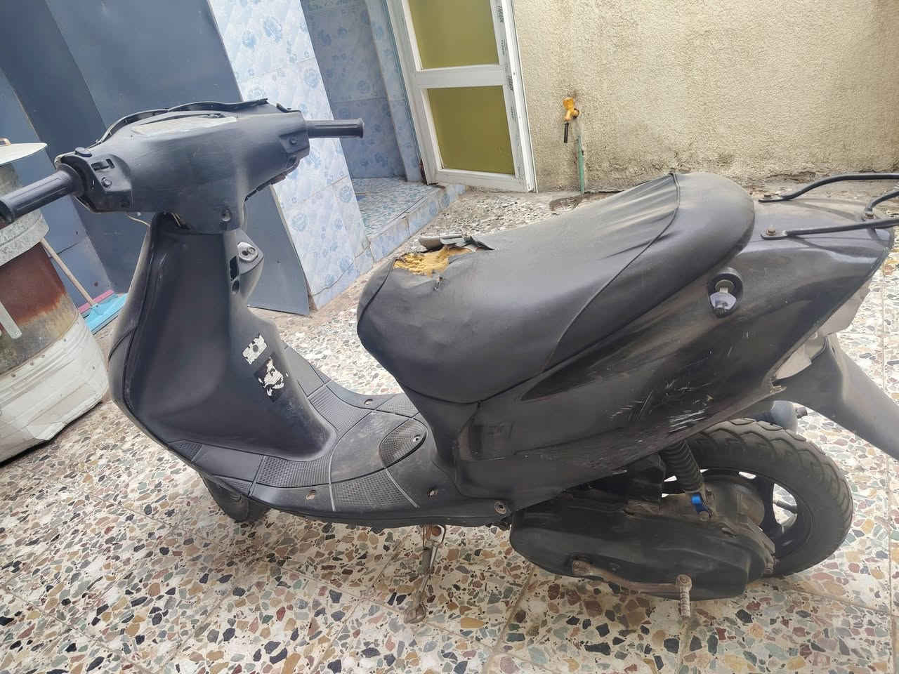 ساسوكي  أوراق للبيع متروكه صارلها  سنتين شغاله عوزها تشغيل وشويه ترتيبات 120 وتكدر تستفاد من غراضها


**إذا كنت صاحب هذا الإعلان وتريد حذفه لأي سبب، رجاءا أرسل رسالة إلى الدعم الفني**