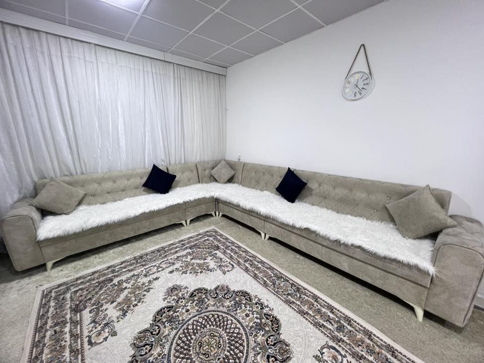 ئەم ئێل و تەپلەکە بو فرۆشتن ١٠ نەفەریە پاکەو شکاوی نیە هەر کەس کریار بو با پەیوەندی بەم ژمارەیەوە بکە ***********
