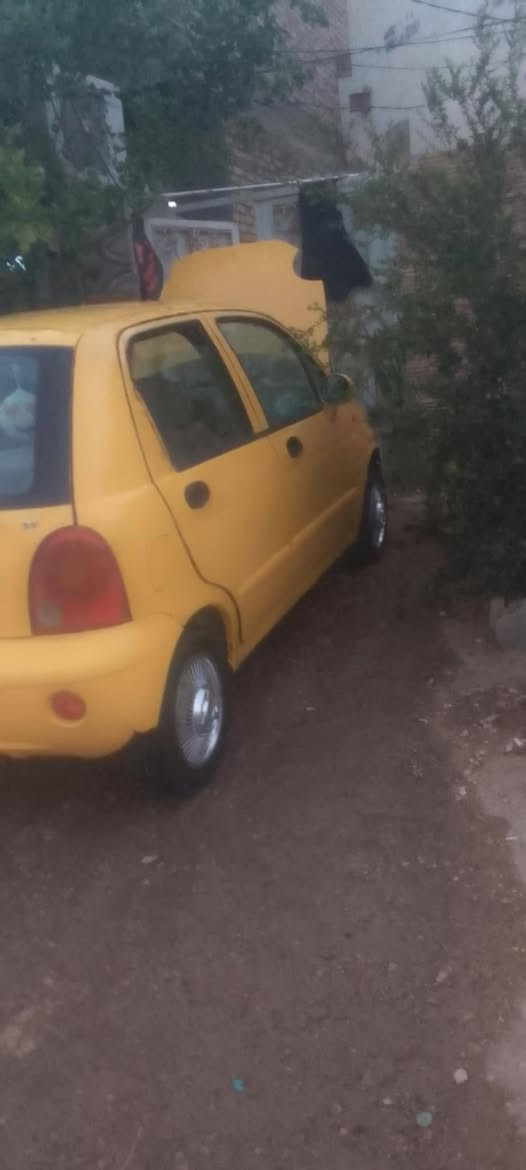 سلام عليكم عندي كيو كيو للبيع سعره ب10 اوراق 
رقم بغداد صدامي ما اندل راعيهة ابيع كوم حديد اتكفل سرقة و عشائر كفالة مكينة و كير و حداديه مكاني نجف سياره جاهزة من كلشي ابيع بدون راعي سعر ب10 اوراق هاذا رقمي و بي واتساب ***********
