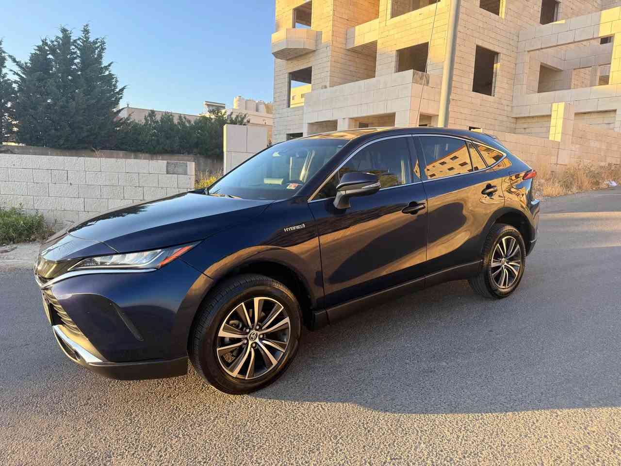 Toyota Venza 2021 LE

تويوتا فينزا 2021 LE 

افضل سيارة عالميا ضمن فئتها 

 الفخامة اليابانية بتقنية الهايبرد والرفاهية الكاملة 
وارد أمريكي سالفج 
ايرباج سليم 

—ماتور 2500 cc 
عداد 50الف مايل قابل لزيادة

 بتمشي بالتنكة 400 كيلو 

 بطارية ليثيوم

 دفع رباعي AWD

 كاميرا خلفية 

 باب خلفي كهربائي

 لونن كحلي ميتاليك
غرفة اسود 
كراسي كهرباء 
طارة كهرباء تحكم اوتماتيك

 أنماط قيادةمختلفة-

 كشافات + إضاءة LED كاملة

 جنط 19 إنش ألمنيوم

نقل معاملة البنك الإسلامي الأردن
شاحن ويرلس 
6مداخل شحن 
تظليل حراري 
ترخيص سنه كامله 
معمولها صيانه كامله من زيوت وبواجب وفلاتر 
نقطة عمياء 
مانع تصادم 
اضوية زينون 
يوجد العديد من الإضافات المميزه لم تذكر 

السعر 22300قابل لتفاوض عند المعاينه

للاستفسار 0779077531


**إذا كنت صاحب هذا الإعلان وتريد حذفه لأي سبب، رجاءا أرسل رسالة إلى الدعم الفني**
